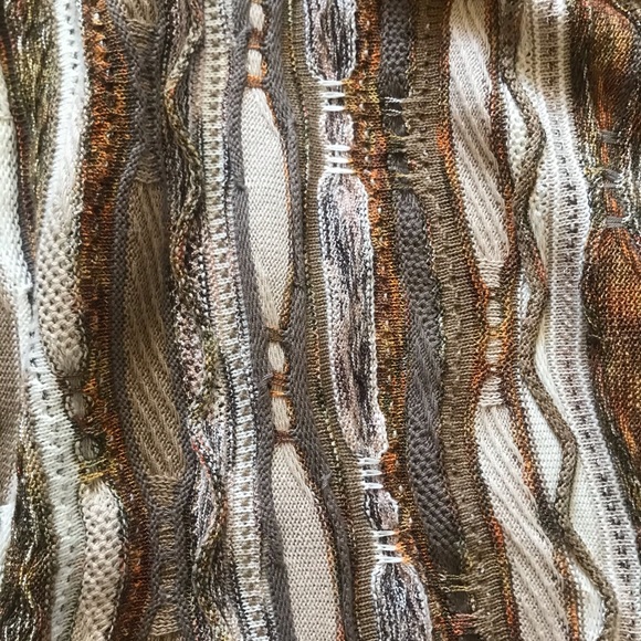 Montichiaro Italian vintage sweater  like new. - Picture 2 of 3